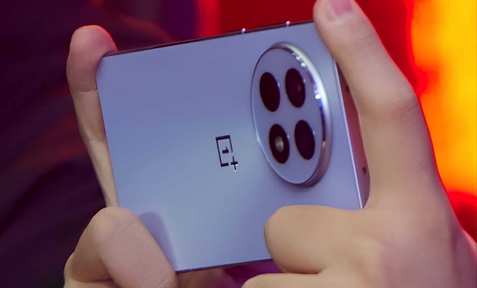 oneplus-13r-makes-an-appearance-at-a-gaming-event-ahead-of-launch