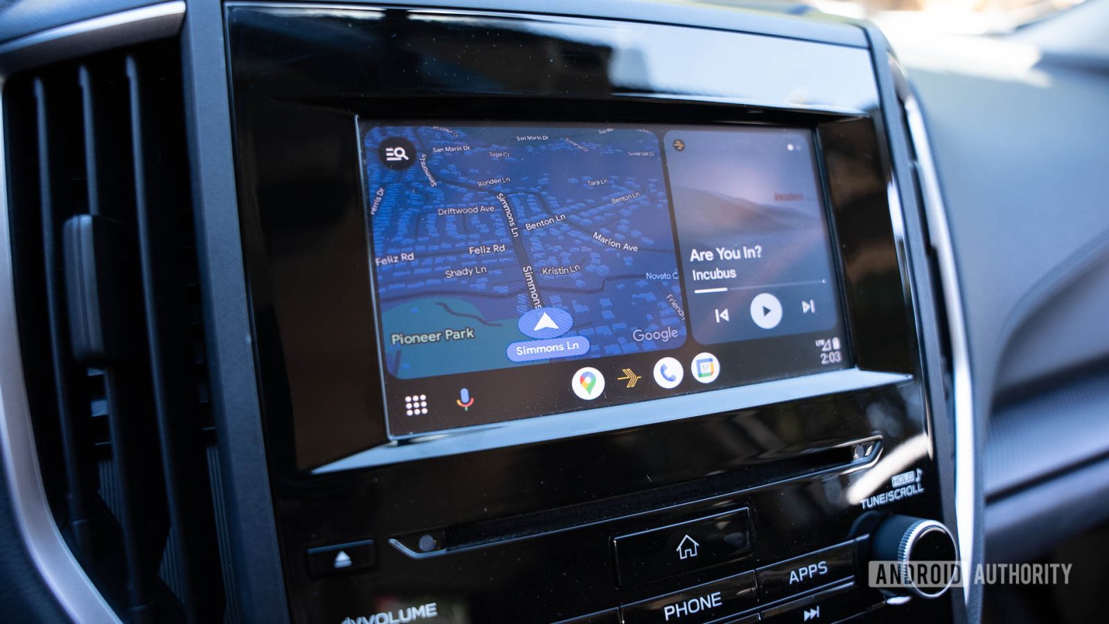 google-is-officially-opening-up-android-auto-to-weather-apps,-but-you-don’t-have-to-wait