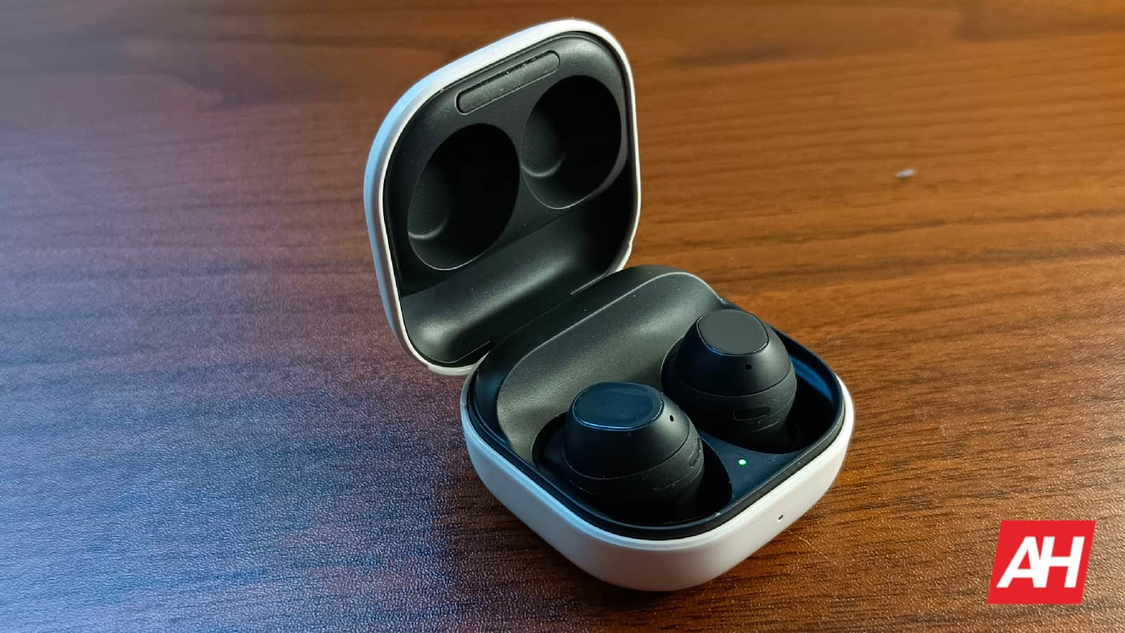 ah-real-deal:-samsung-galaxy-buds-fe-are-discounted-to-$59