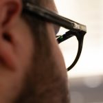 hands-on:-halliday-smart-glasses-project-a-display-on-your-eye,-and-they-look-good-[gallery]