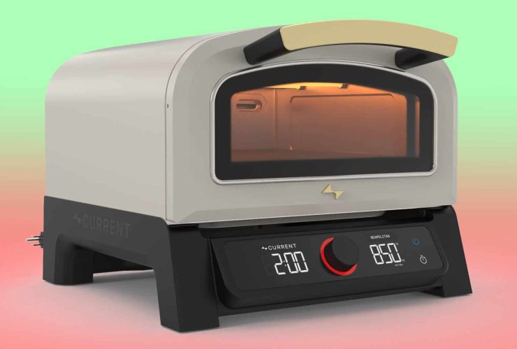 current-backyard-has-a-smart-oven-that-bakes-pizzas-in-2-minutes