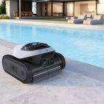 dreame-z1-pro-is-a-robot-whose-job-is-to-clean-your-pool