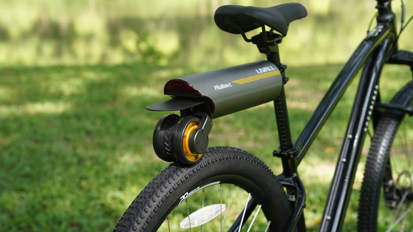 livall-pikaboost-2-electrifies-your-bicycle-with-ease