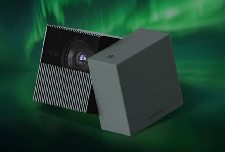 tcl-unveils-the-playcube,-a-google-tv-powered-projector-at-ces-2025