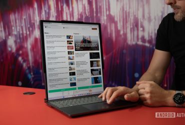 lenovo-launched-a-$3,500-laptop-with-a-rollable-display,-and-i-got-to-try-it