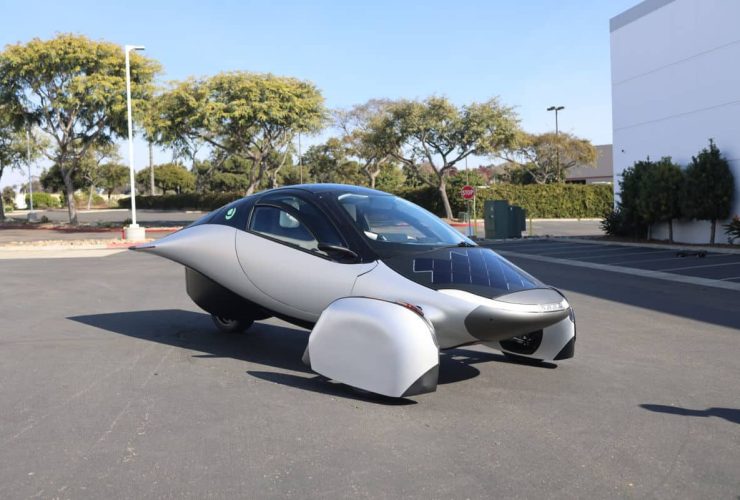 aptera-shows-off-its-solar-powered-car-at-ces-2025