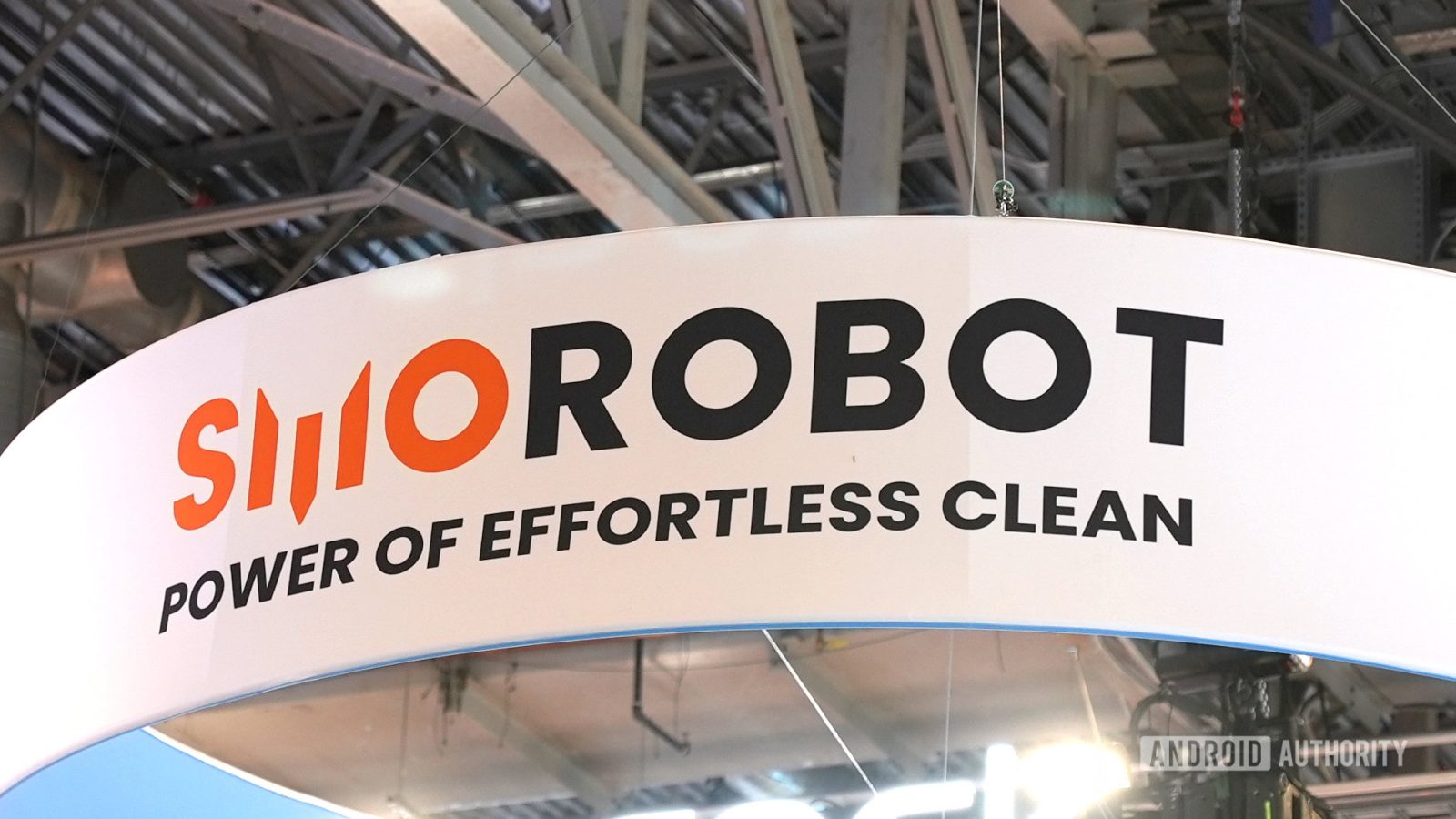 smorobot-brings-powerhouse-cordless-robot-pool-cleaners-to-ces-2025