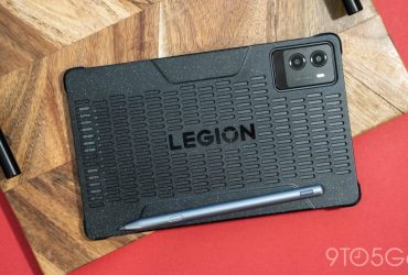 yes,-the-lenovo-legion-tab-supports-a-stylus-on-its-8.8-inch-display