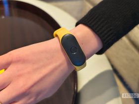 i-tried-a-new-ai-wearable-at-ces-2025-and-actually-came-away-impressed