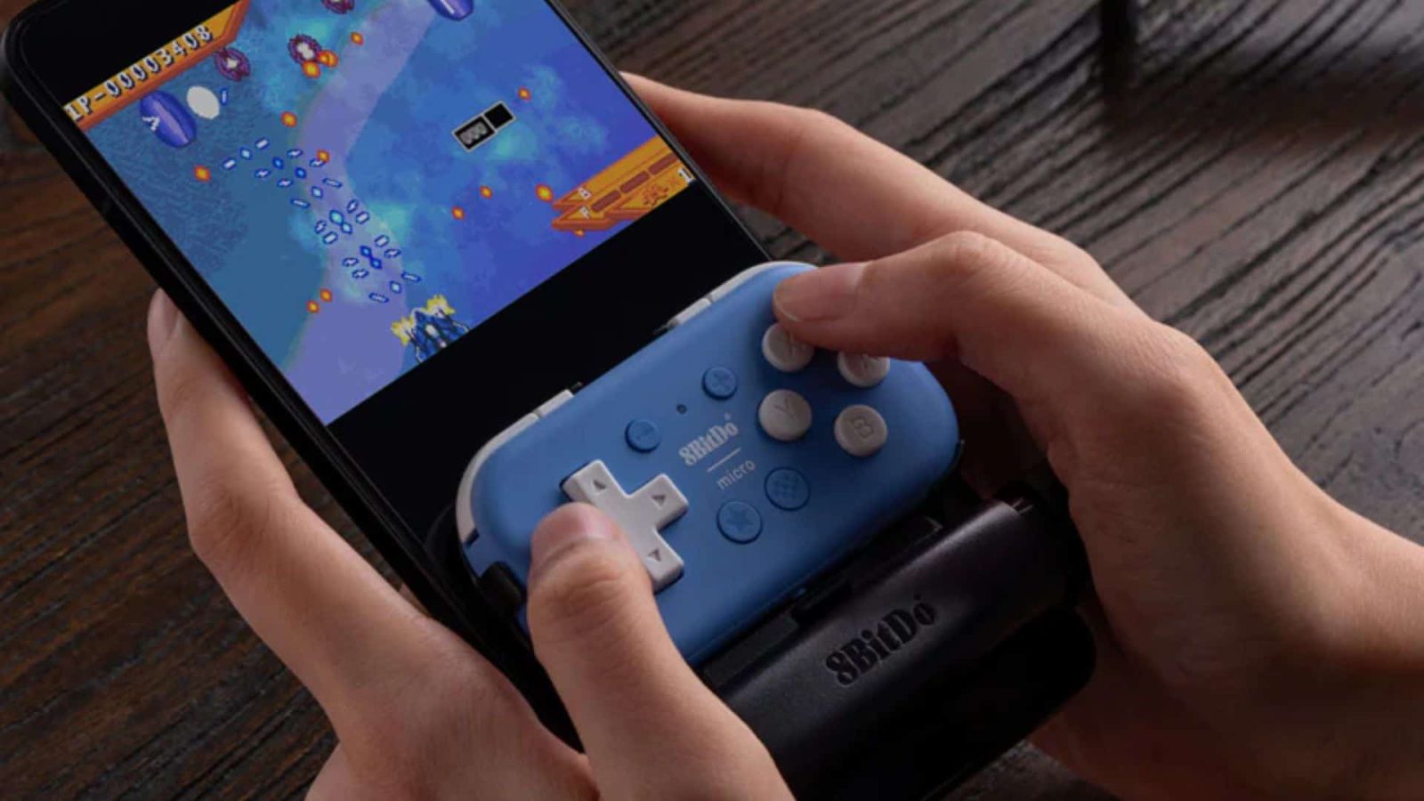 8bitdo’s-new-mobile-clip-easily-attaches-its-smaller-controllers-to-your-phone