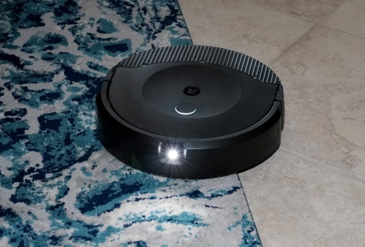 the-irobot-roomba-combo-10-max-taught-me-that-vacuums-without-this-one-feature-aren’t-for-me