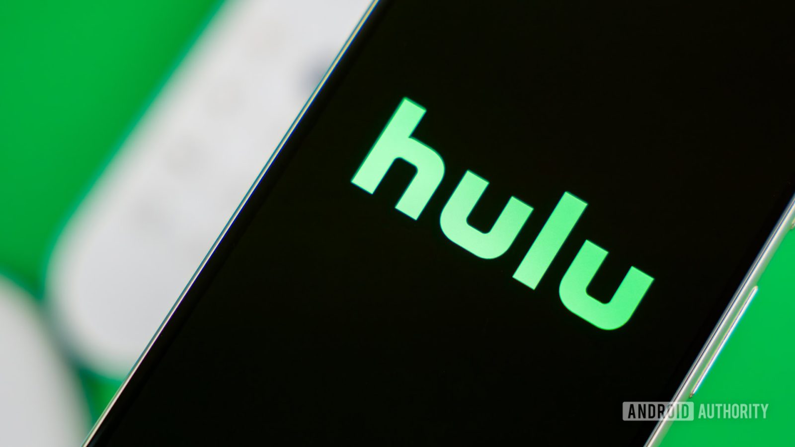 it’s-been-a-year,-but-t-mobile’s-‘hulu-on-us’-promo-is-finally-working