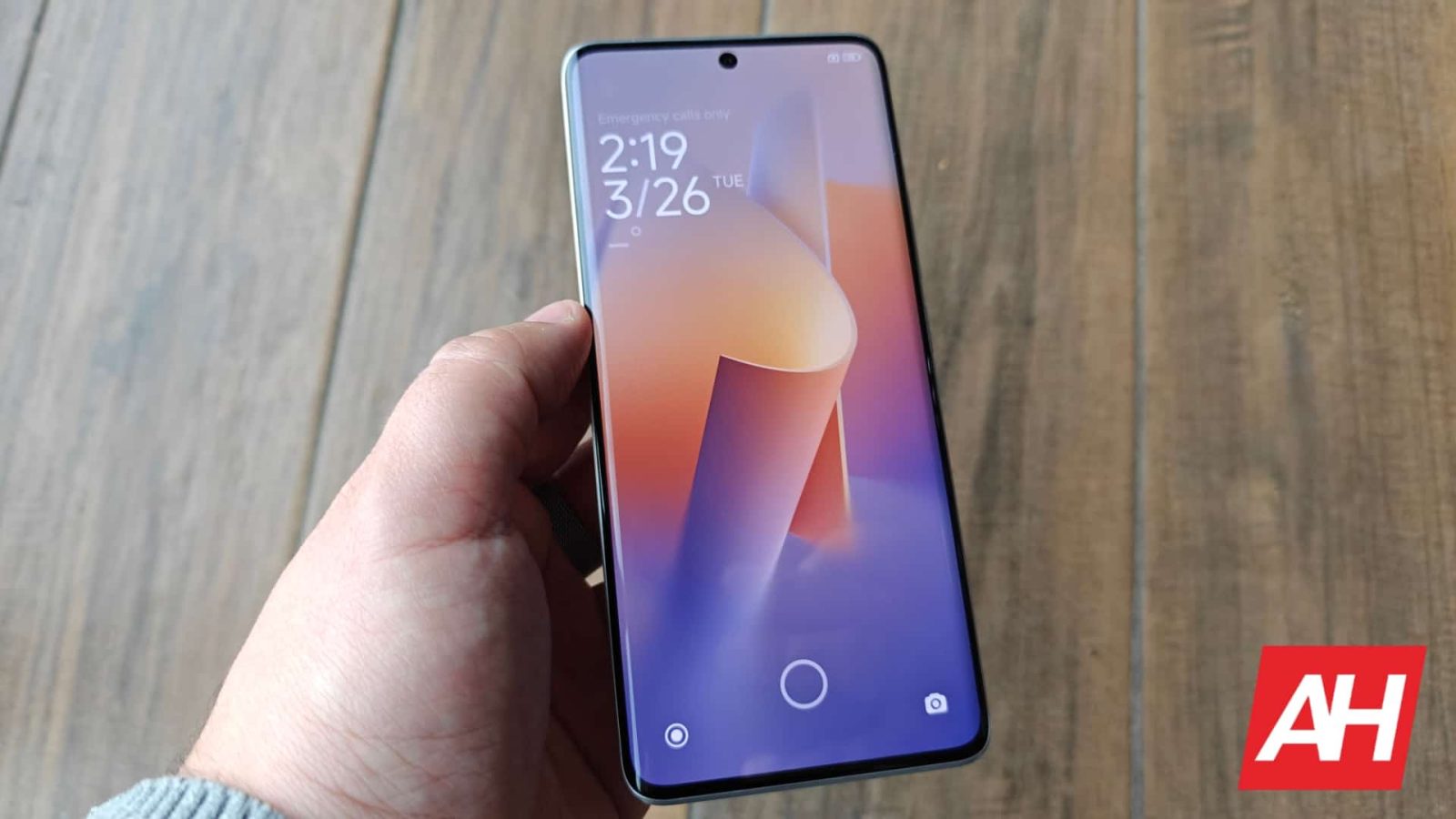 xiaomi-planning-to-launch-a-smartphone-with-7,500mah-battery-in-2025