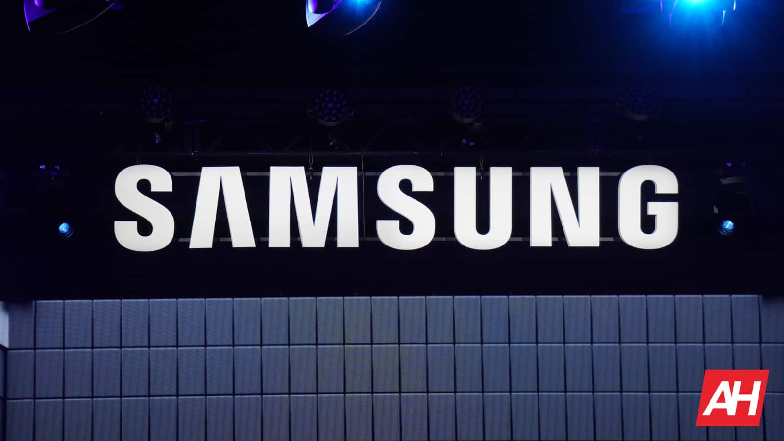 samsung’s-patent-hints-at-a-future-device-with-conductive-key-button