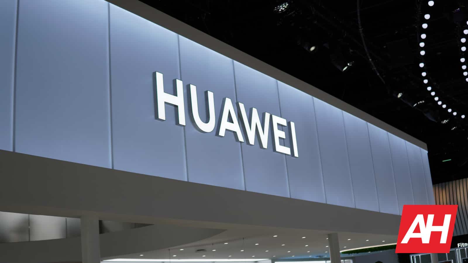 huawei-linked-telecom-equipment-company-investigated-by-fbi