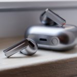 just-like-apple-airpods:-even-samsung-wants-to-add-cameras-to-galaxy-buds