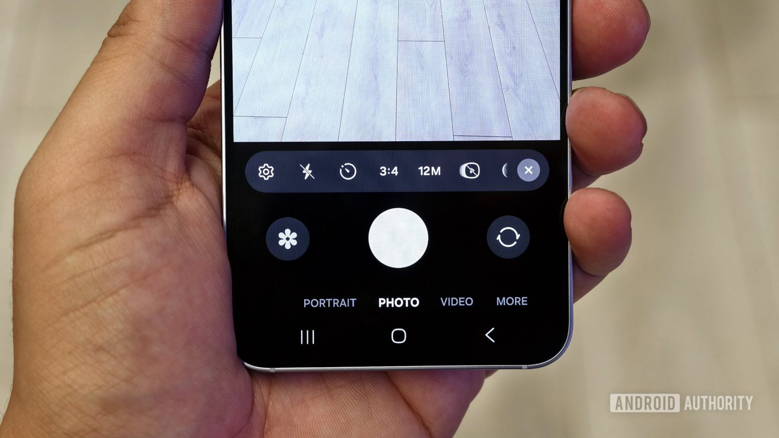 the-galaxy-s25-series-steals-a-handy-video-capture-feature-from-iphones