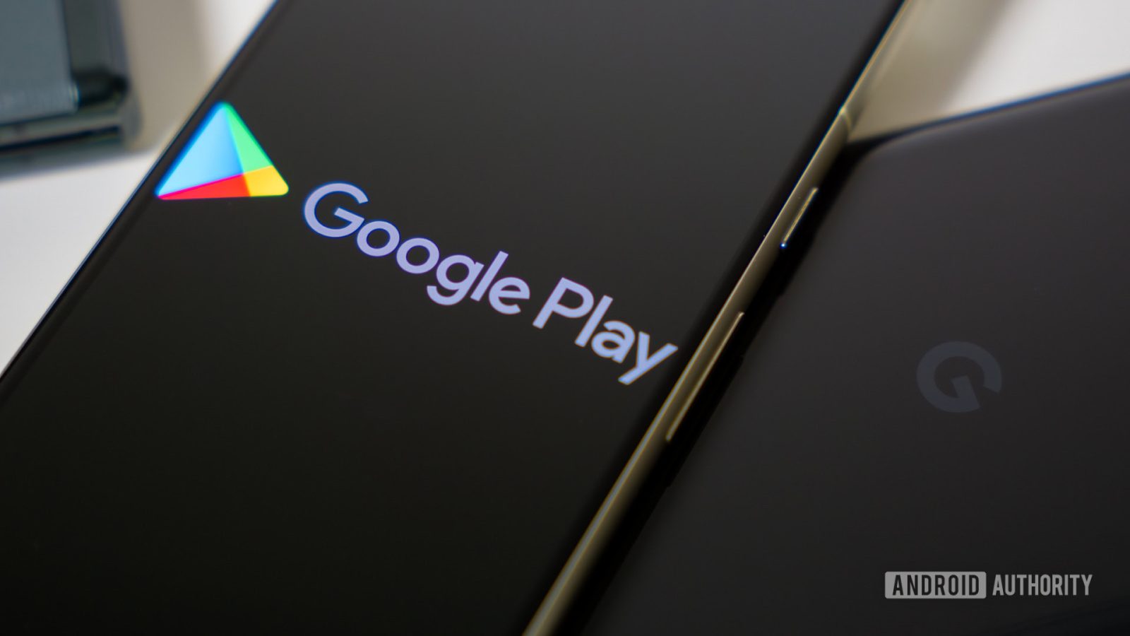 google’s-vpn-badging-system-from-2023-is-rolling-out-on-the-play-store…again