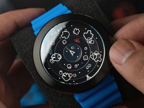 this-slick-atari-asteroids-watch-already-sold-out,-but-should-really-just-be-a-wear-os-watch-face