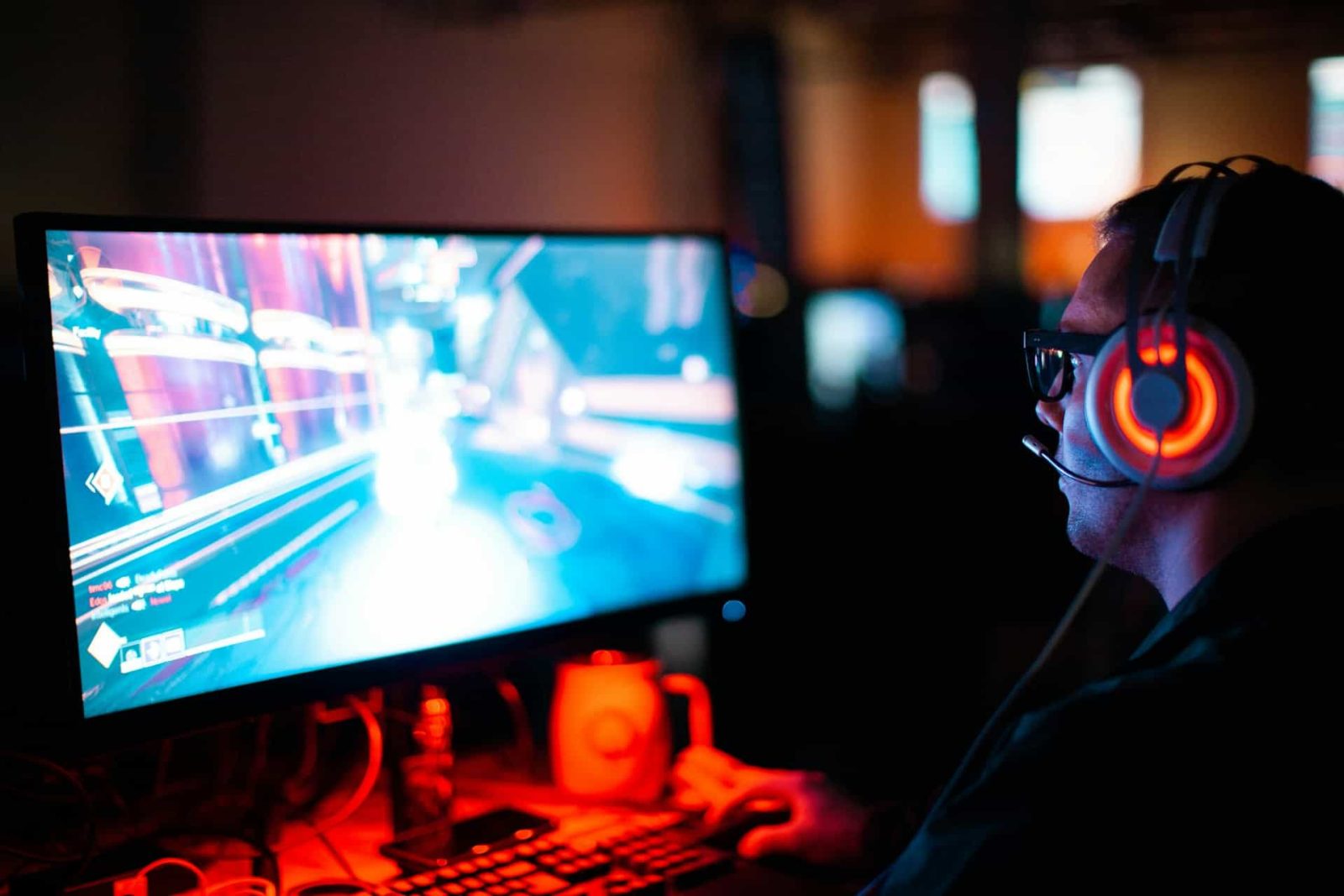 the-psychology-behind-online-gaming:-why-digital-worlds-captivate-us