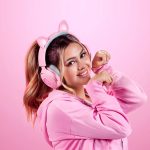 the-razer-kraken-kitty-v2-headsets-are-super-cute-and-on-sale