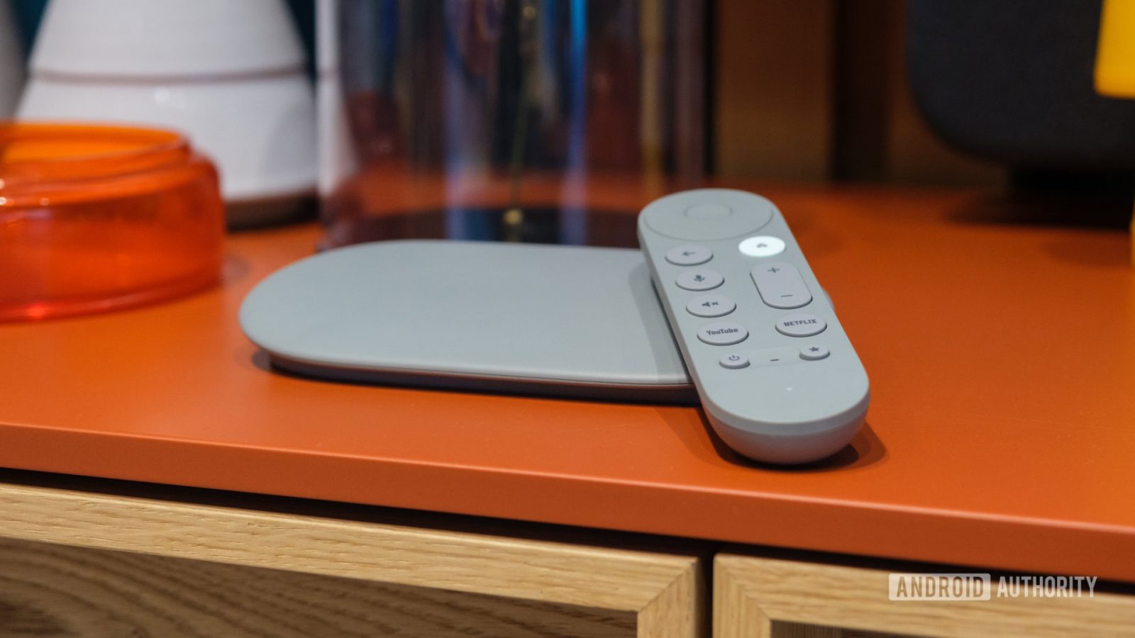 google-tv-streamer-vs-chromecast-with-google-tv:-should-you-upgrade?