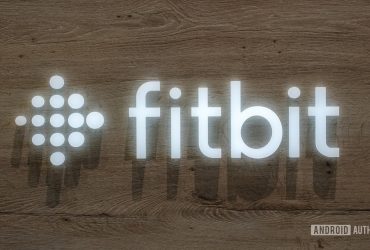 fitbit-users-can-start-casting-their-workouts-to-tvs-again