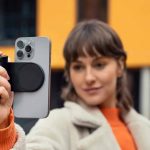 leica-introduces-lux-grip-camera-accessory-for-iphones