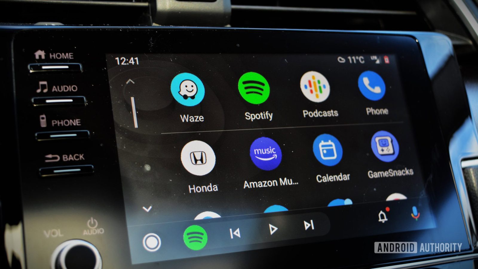 android-auto-glitch-is-causing-phones-to-reboot-when-connected-wirelessly