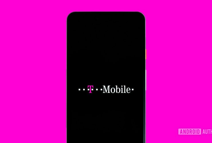 t-mobile-users-beware:-new-scam-tricks-customers-into-returning-‘free’-phones-to-fraudsters