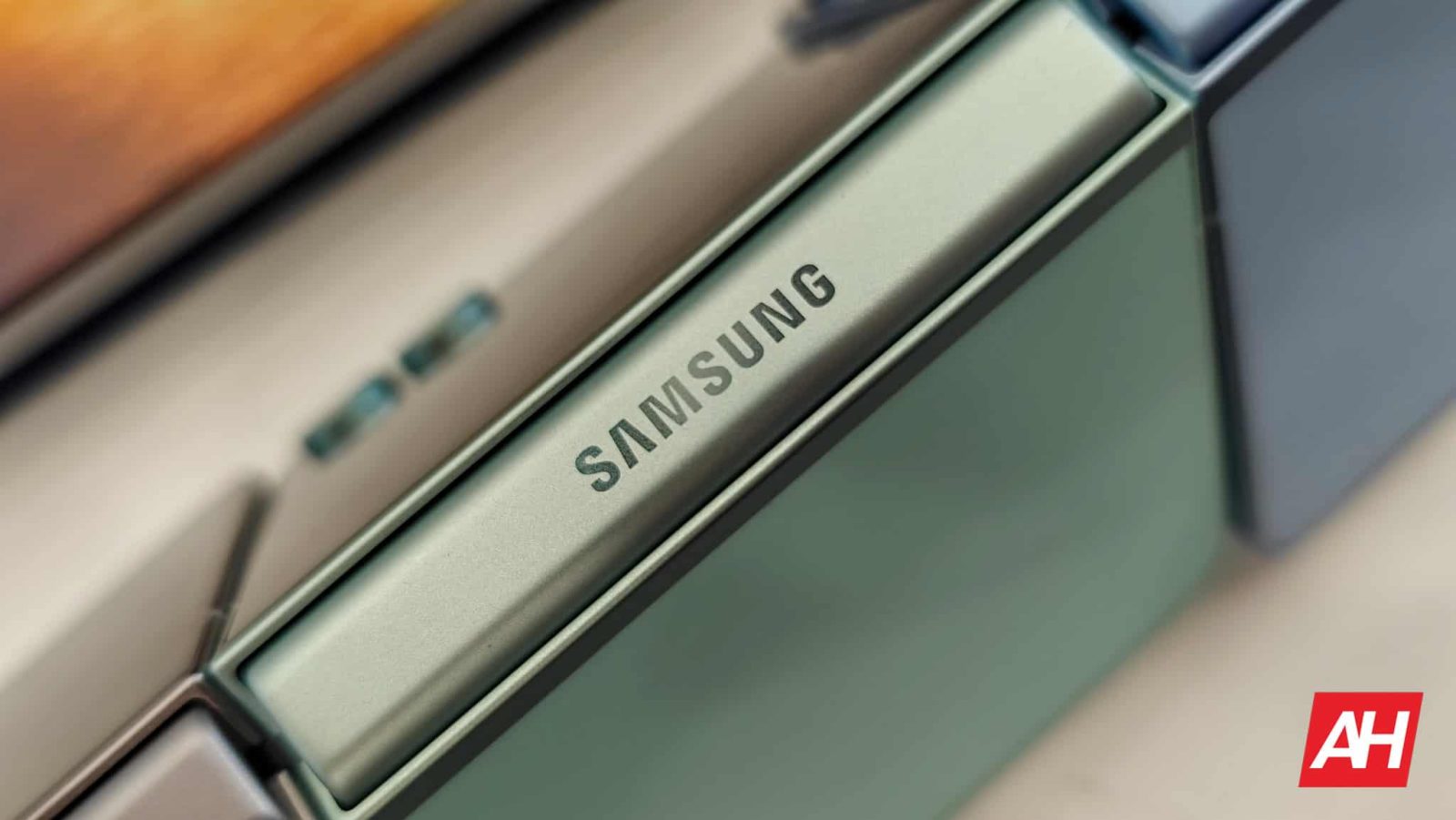 we-may-see-samsung’s-tri-fold-phone-in-just-a-few-months