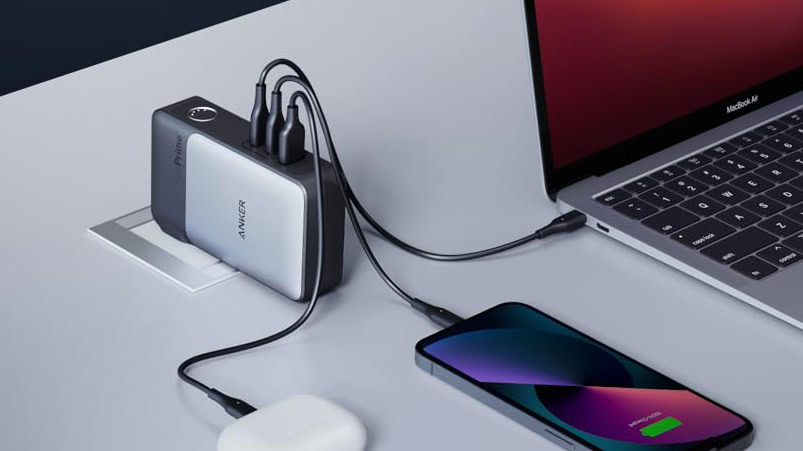 deal:-anker-733-is-both-a-wall-charger-and-a-battery-pack!