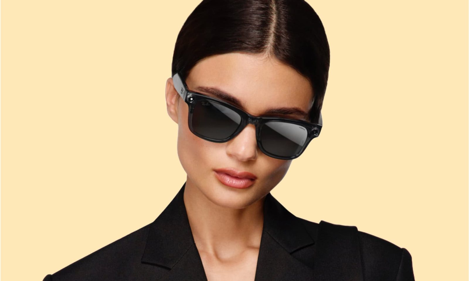 these-limited-edition-meta-x-coperni-glasses-are-stylish,-and-expensive