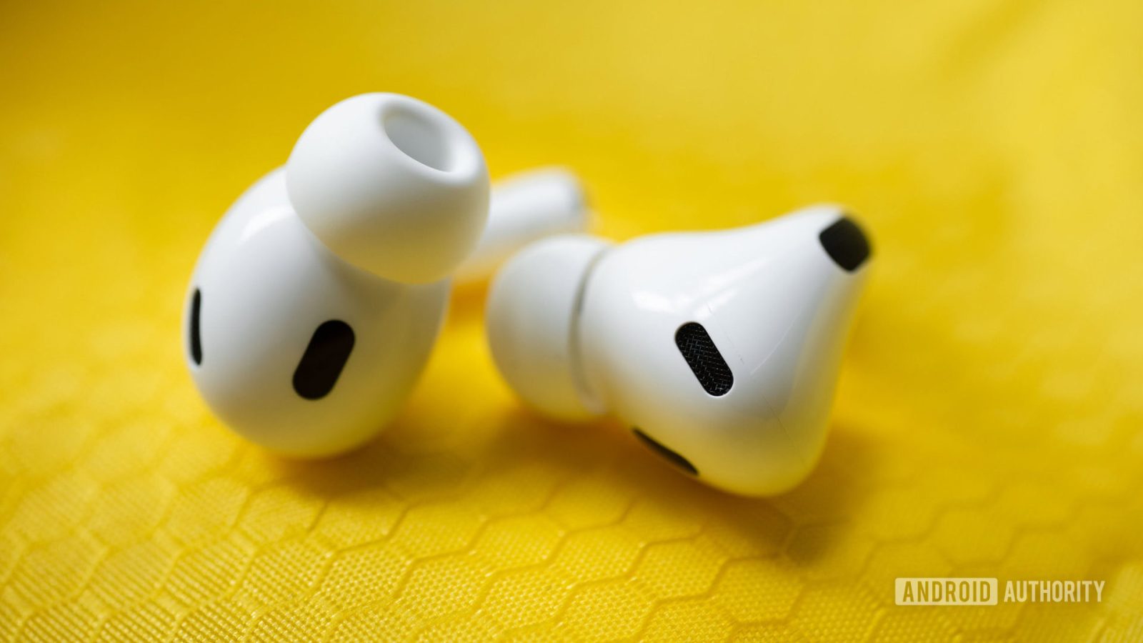 apple-airpods-could-get-a-cool-feature-pixel-buds-have-had-for-ages