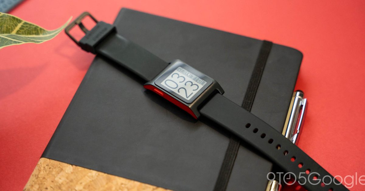 pebble-smartwatch-reboot-may-launch-tomorrow-as-store-countdown-begins