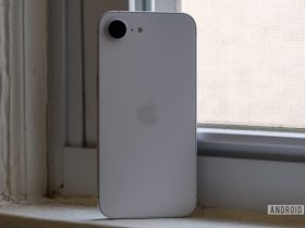 not-sold-on-the-pixel-9a?-visible-will-give-you-a-free-iphone-16e-instead