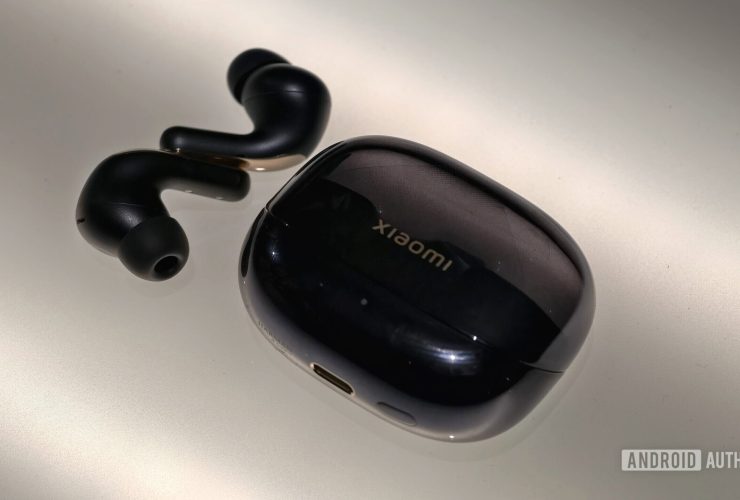 these-new-wireless-earbuds-use-wi-fi-instead-of-bluetooth,-and-here’s-why