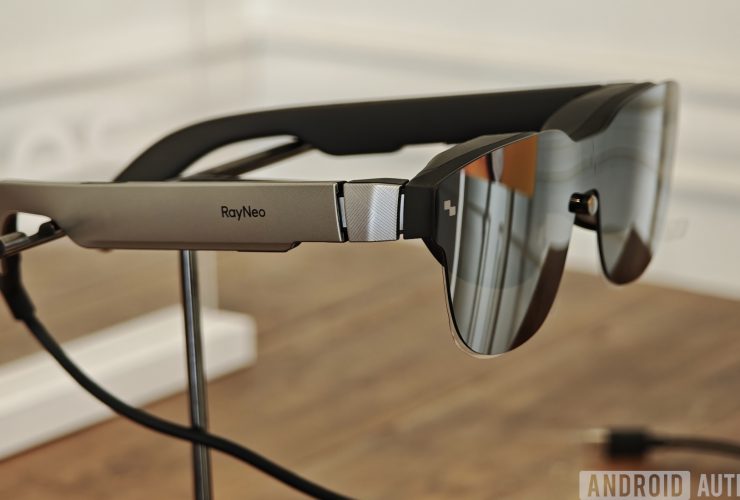 these-new-rayneo-glasses-make-wearing-a-private-hd-display-both-comfortable-and-practical