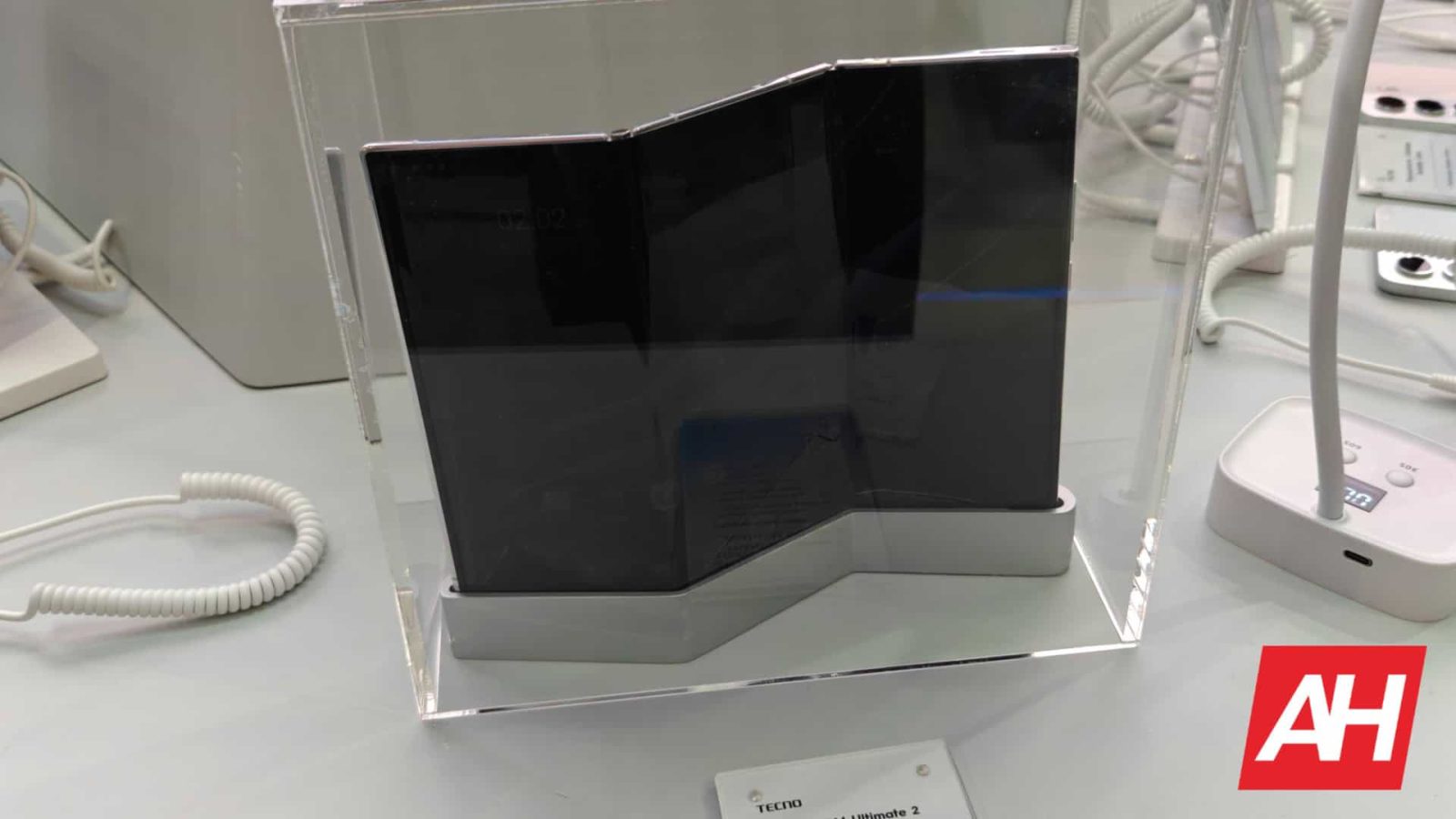 tecno’s-tri-fold-concept-smartphone-is-on-display-at-mwc-2025