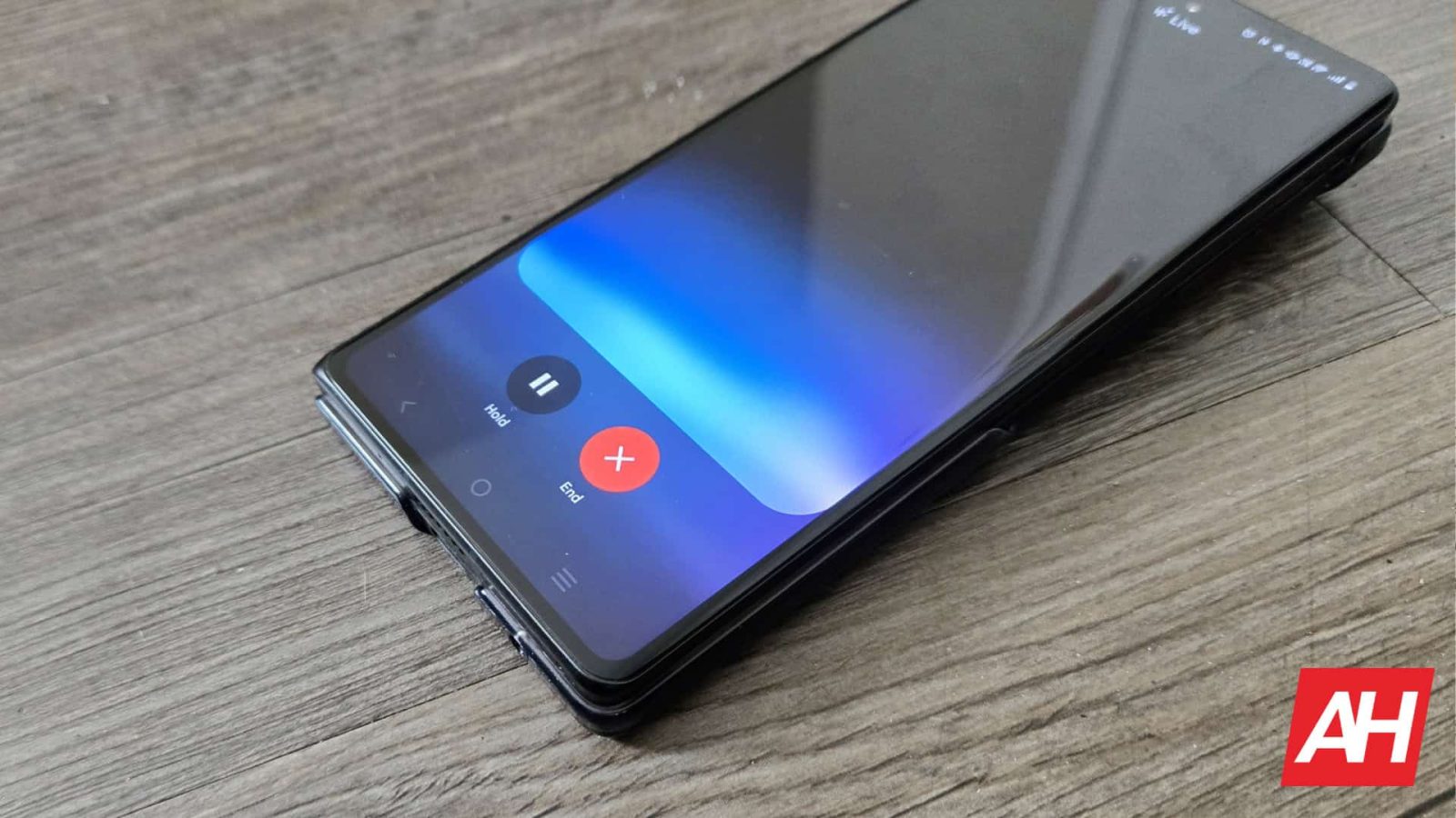 google-is-rolling-out-gemini’s-live-camera-&-screen-sharing-features