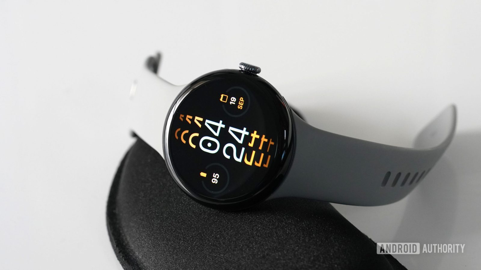 a-pixel-watch-3-feature-that-could-save-your-life-is-here-in-the-us,-finally