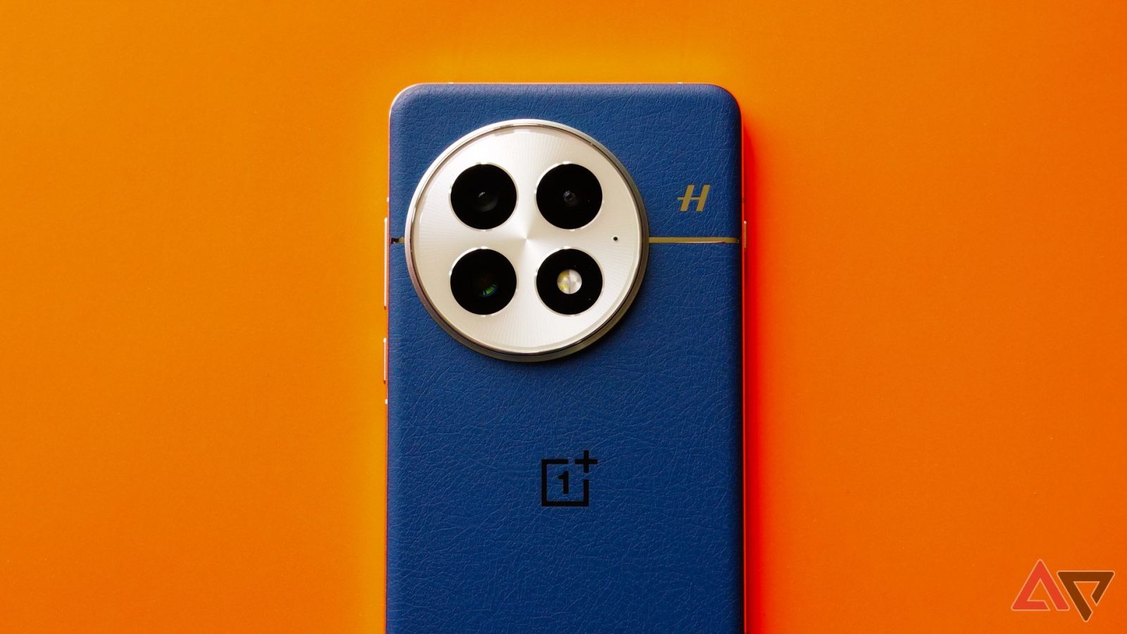 oneplus-13-users-can-now-test-drive-android-16