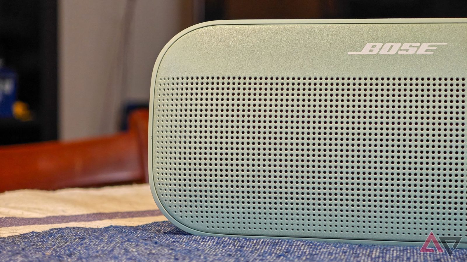 the-2nd-gen-bose-soundlink-flex-wireless-speaker-just-hit-a-killer-price-at-20%-off
