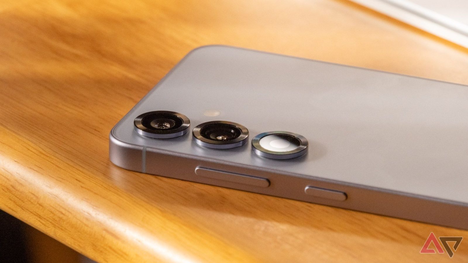 score-a-$90-discount-on-samsung’s-best-value-flagship