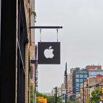 apple-smart-glasses-are-tim-cook’s-“grand-vision”