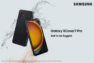 samsung’s-rugged-new-phone-lets-you-swap-batteries-like-it’s-2012