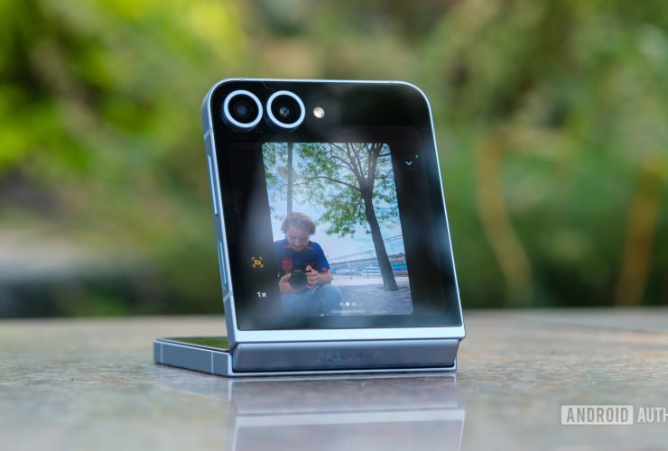 samsung-may-have-delayed-the-launch-of-the-galaxy-z-flip-fe