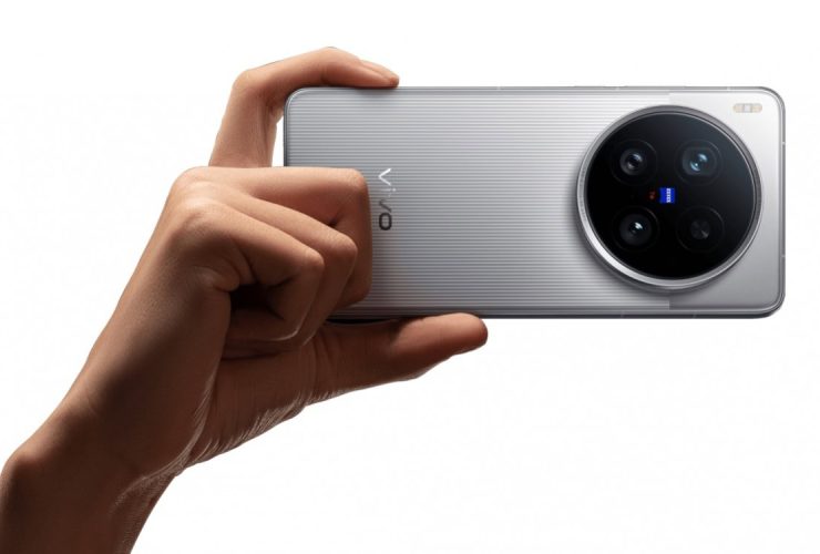 vivo-x200-ultra-launched-with-top-tier-zeiss-cameras