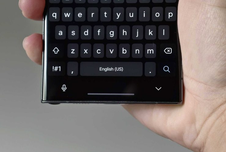 psa:-you-can-use-your-power-button-for-voice-typing-on-galaxy-phones