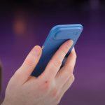 iphone-17-air-dummy-appears-in-early-video-showcasing-futuristic-thinness